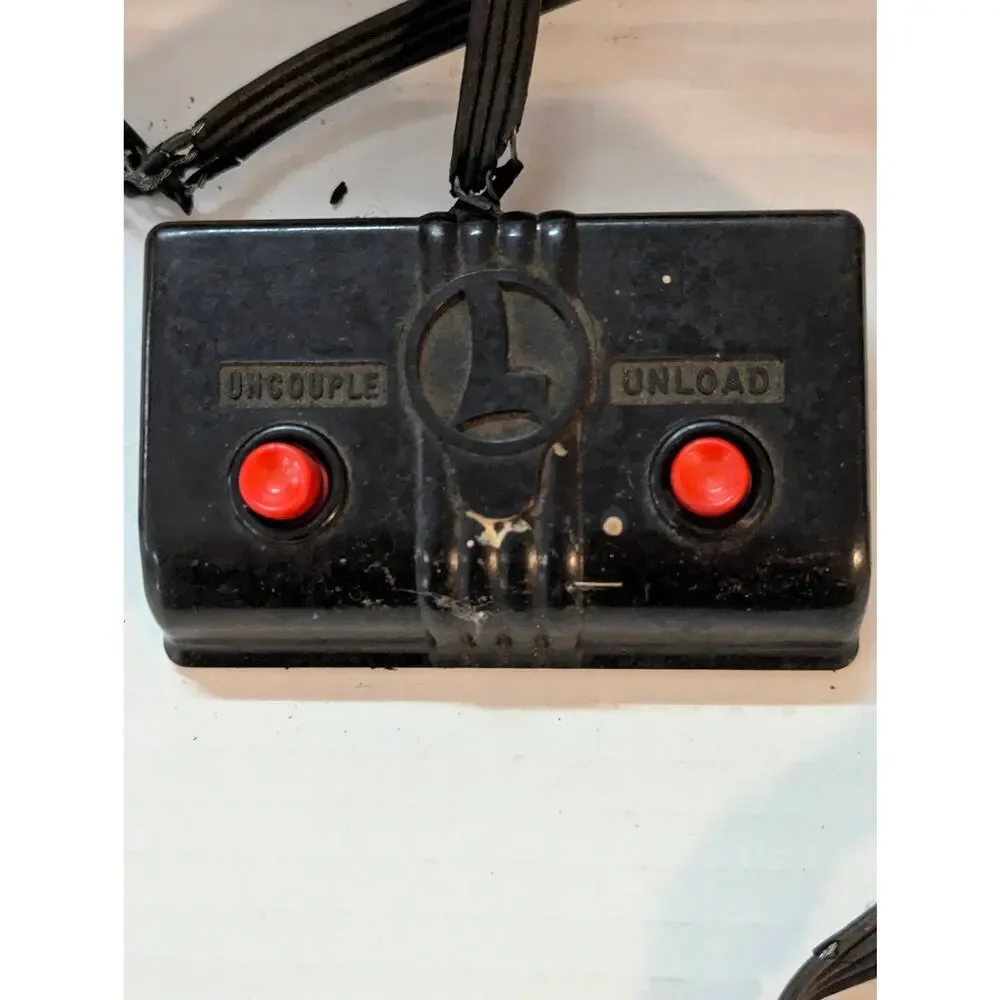 Lionel Vintage O Gauge Model Train Remote Control Switch & Track Accessories Lot